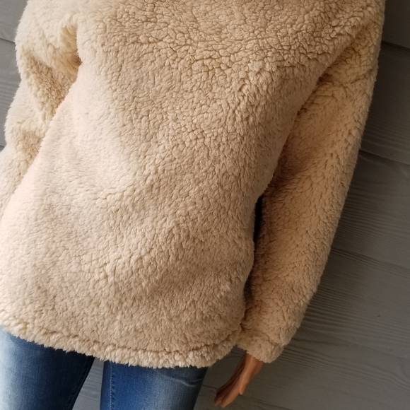 A New Day Sherpa Pullover Sweater - Picture 4 of 7